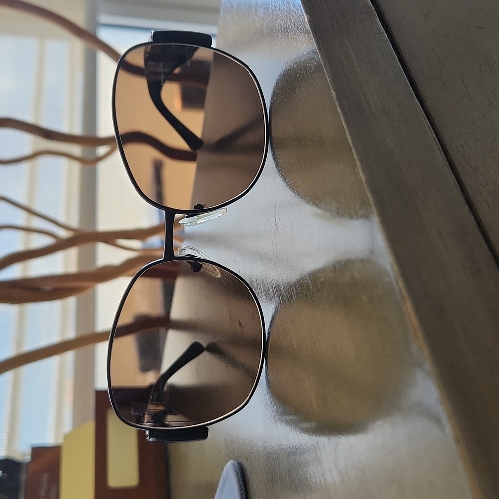 Sunglasses Salvador Ferragamo,  pre-owned,  no scratches,  very good condition